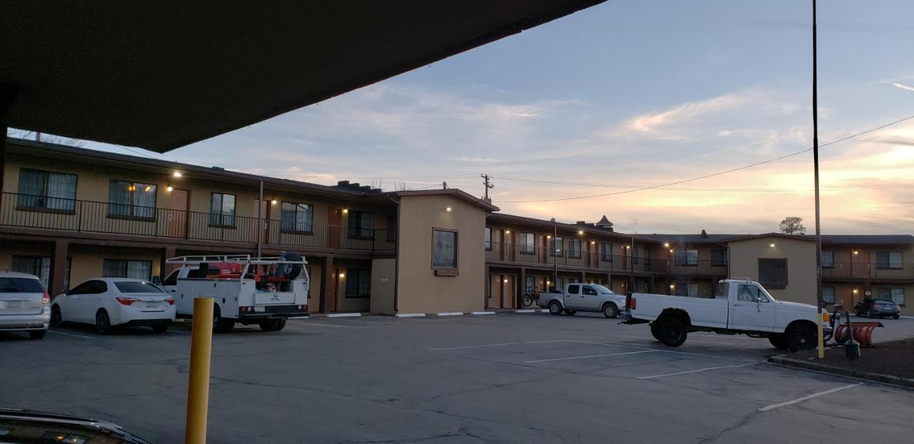 Howard Johnson By Wyndham Flagstaff University West Luaran gambar
